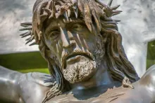 https://marianos.org/sites/default/files/field/image/1410to_jesus_station_12_1_adj.jpg