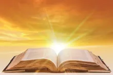 https://marianos.org/sites/default/files/field/image/1_biblia_articulo_.jpg
