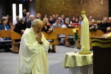 https://marianos.org/sites/default/files/field/image/fr_ron_mary_0.jpg