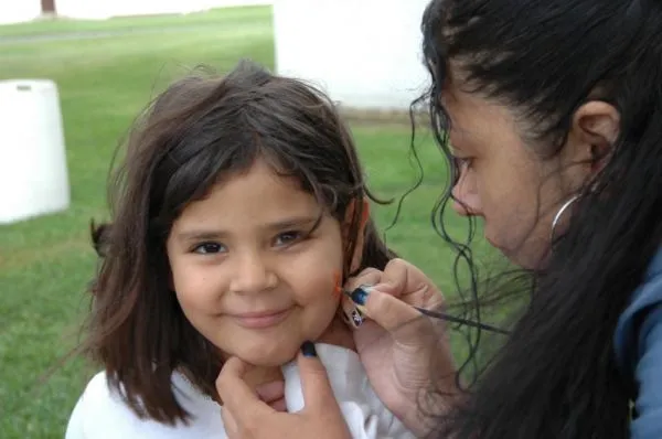 https://marianos.org/sites/default/files/field/image/0065dv_latino_day_face_paint.jpg