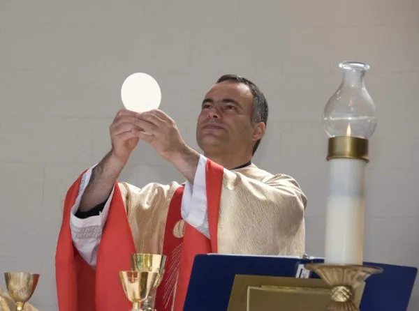 https://marianos.org/sites/default/files/field/image/110820mt_encuentro_mass089.jpg